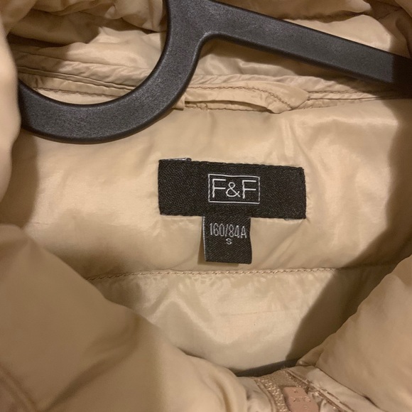 Puffer jacket✨ - Picture 4 of 4